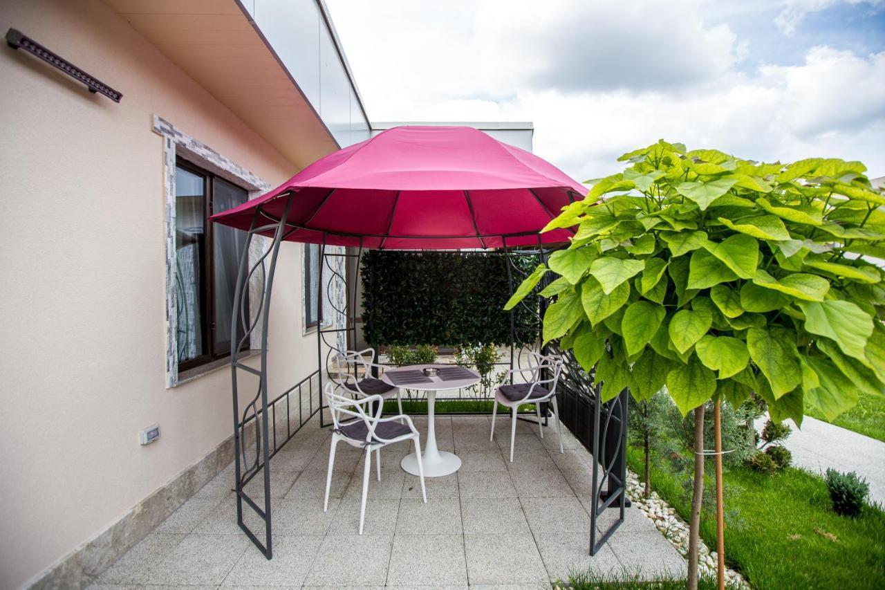 Brize Guesthouse Tuzla Exterior foto